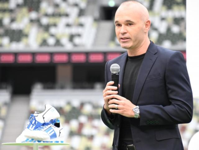 亚冠鼓掌90分钟之后 看看伊涅斯塔的打工皇帝生活 4 亚冠鼓掌90分钟之后 看看伊涅斯塔的打工皇帝生活