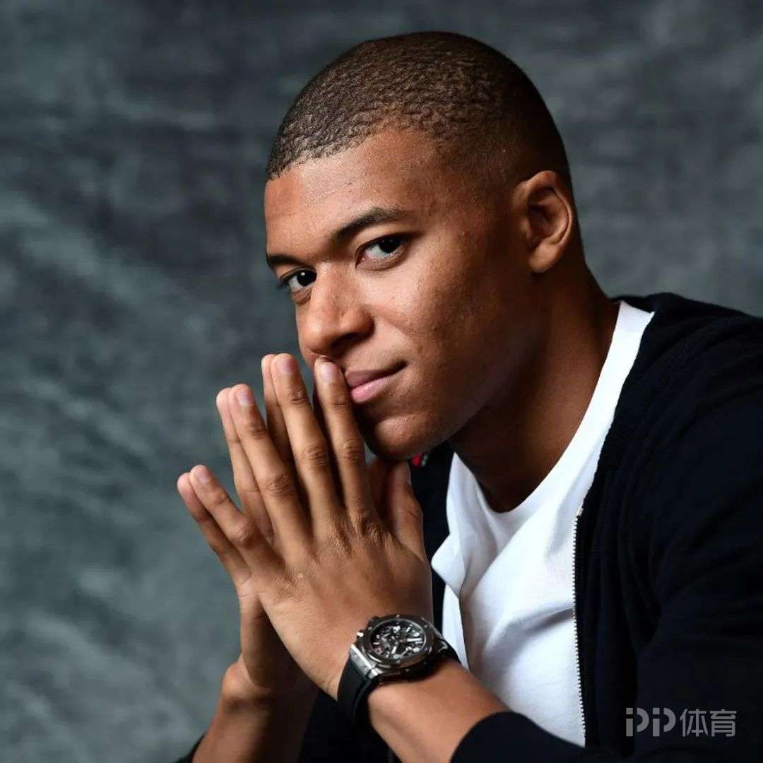 专访丨姆巴佩我会获得金球奖代表巴黎 16 专访丨姆巴佩我会获得金球奖代表巴黎