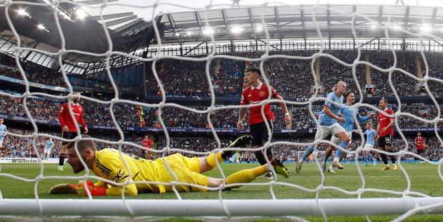 你们倒是抢啊德比惨败源于曼联飘了 4 你们倒是抢啊德比惨败源于曼联飘了